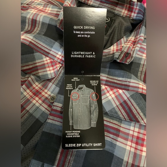 Size S plaid button up shirt - Picture 4 of 4